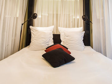 Les Nuits Hotel